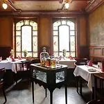 מלון Weinhaus Woehler 3*