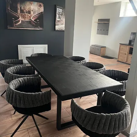 Weinhaus Woehler 3* Σβερίν
