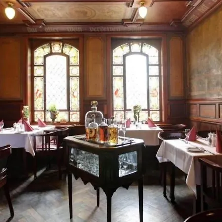 Ξενοδοχείο Weinhaus Woehler 3*
