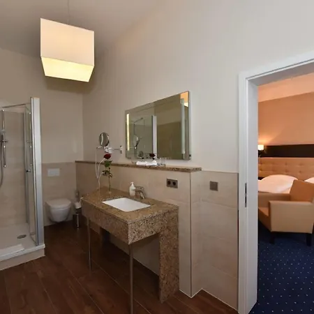 Weinhaus Woehler Hotell 3*